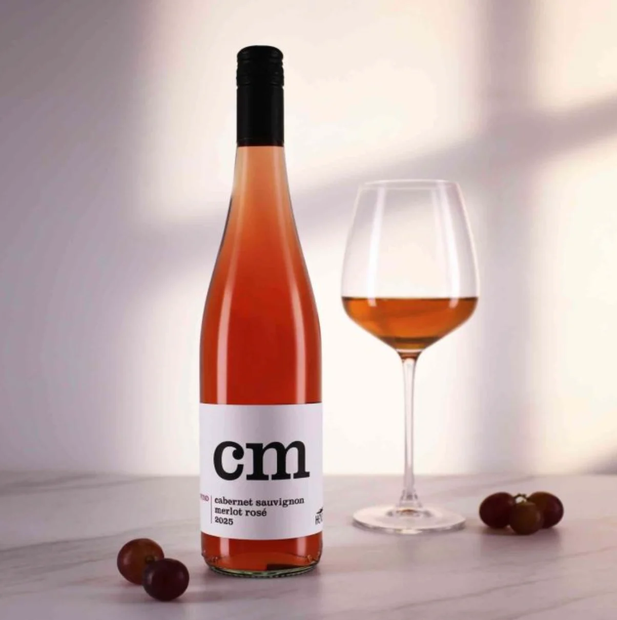 Flasche Cuveé vom Weingut Hensel CM 2025
